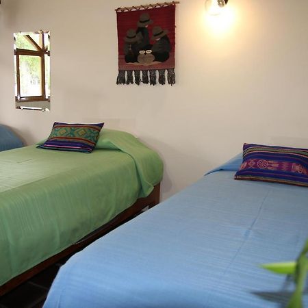 La Posada Del Quinde โอตาวาโล ภายนอก รูปภาพ