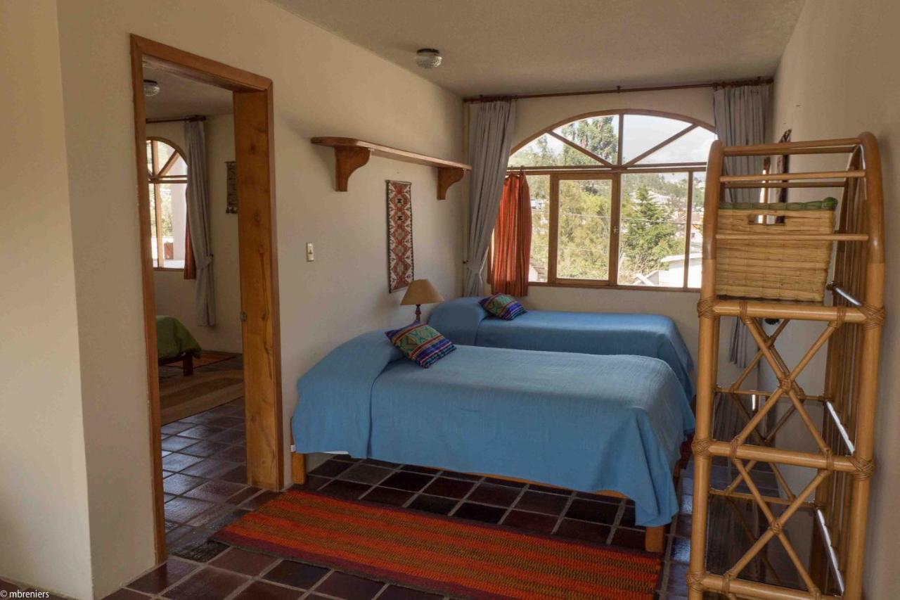 La Posada Del Quinde โอตาวาโล ภายนอก รูปภาพ